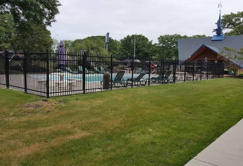 اتاق استاندارد با 2 تخت دوبل, Crystal Inn  Neptune