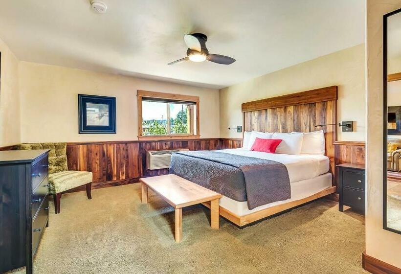 سوئیت با تخت بزرگ, Wall Street Suites