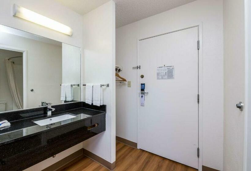 اتاق استاندارد, Motel 6waterloo, Ia