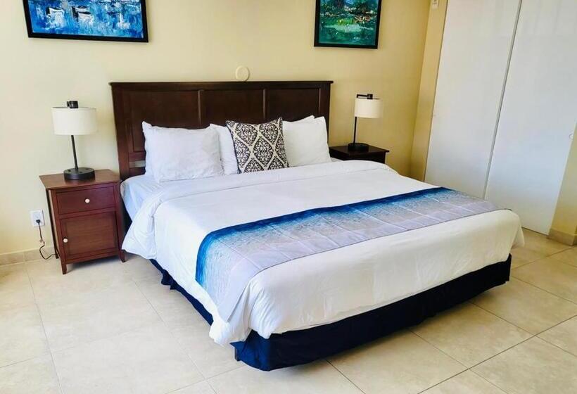 استودیو استاندارد با تخت کینگ, Prestige Hotel Vero Beach