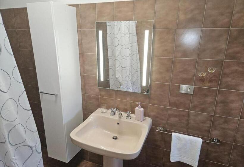 اتاق استاندارد, Bed And Breakfast Demma