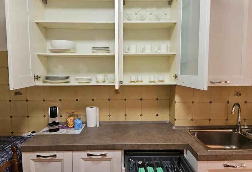 اتاق استاندارد, Bed And Breakfast Demma