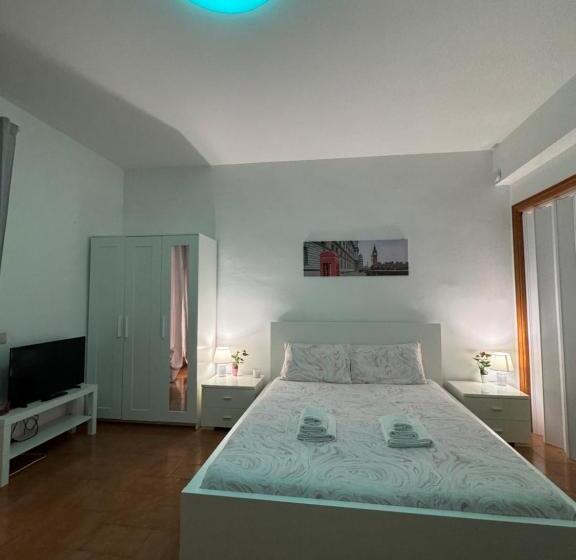 اتاق استاندارد, Bed And Breakfast Demma