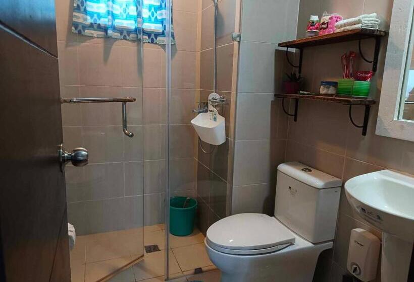 استودیوی استاندارد, Executive Studio At One Madison Place Iloilo City