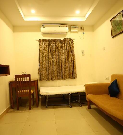 سوییت خانوادگی, A K Residency