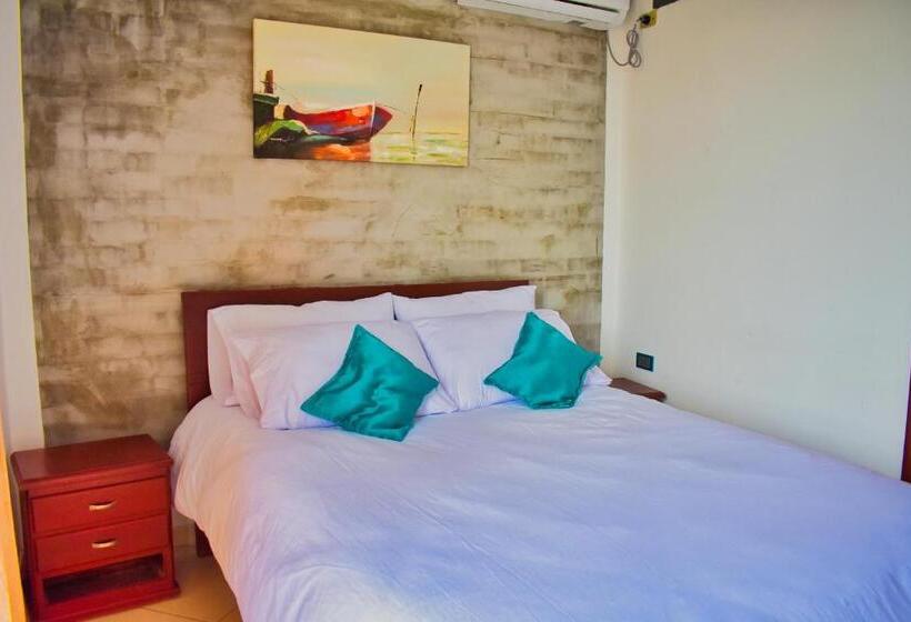 اتاق استاندارد, El Sol Inn