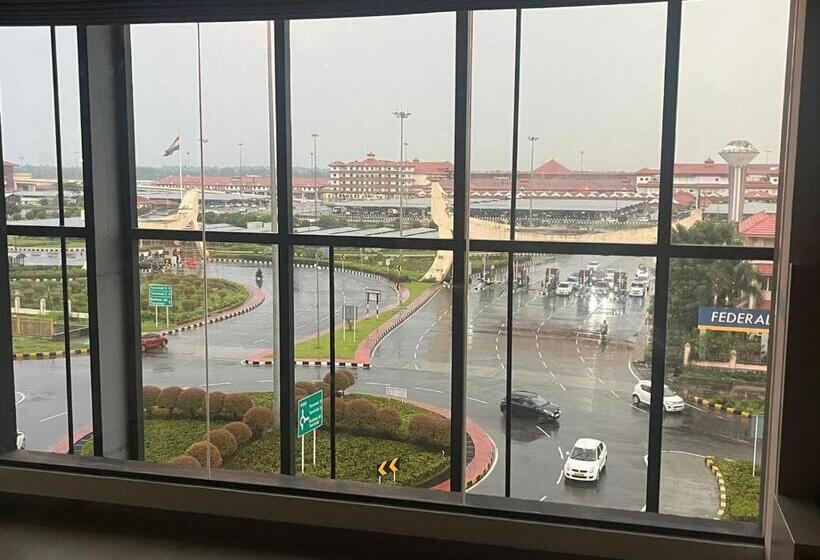 اتاق سوپریور با تخت بزرگ, Presidency Airport