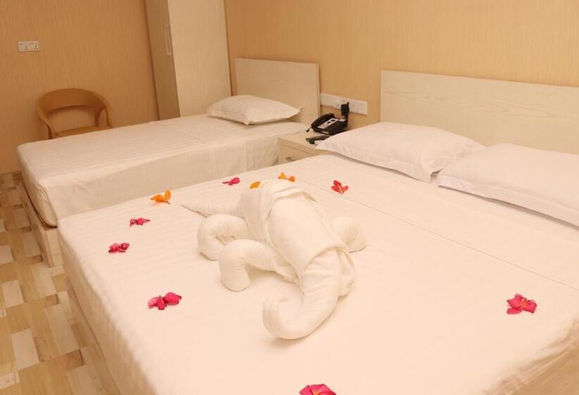 اتاق استاندارد سه نفره, Nilawin Hotels & Resorts