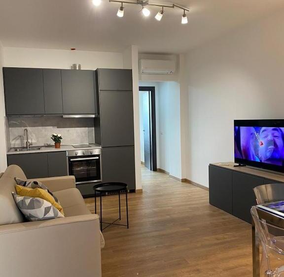 آپارتمان 1 خوابه با بالکن, Ottavia Residence Roma