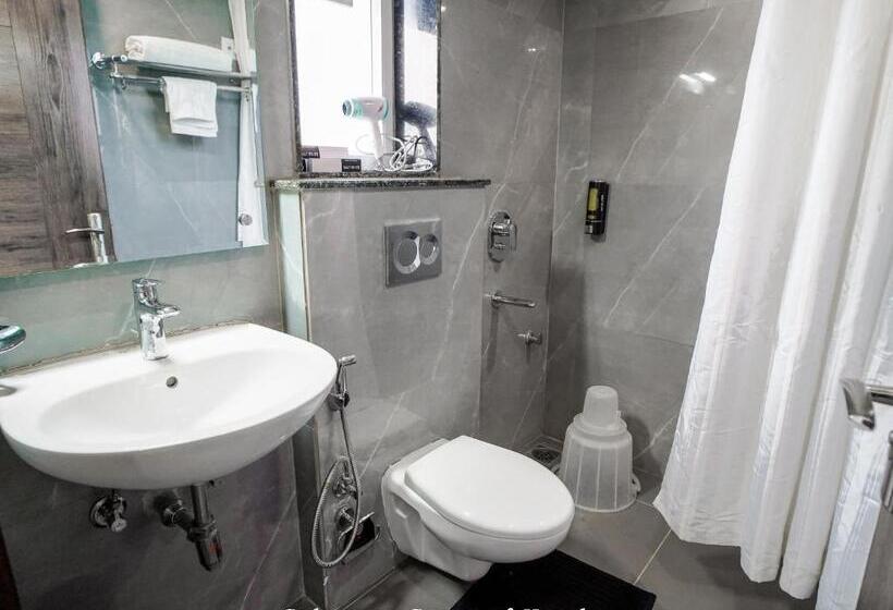 اتاق استاندارد با تخت بزرگ, Saltstayz Hotel Huda City Centre