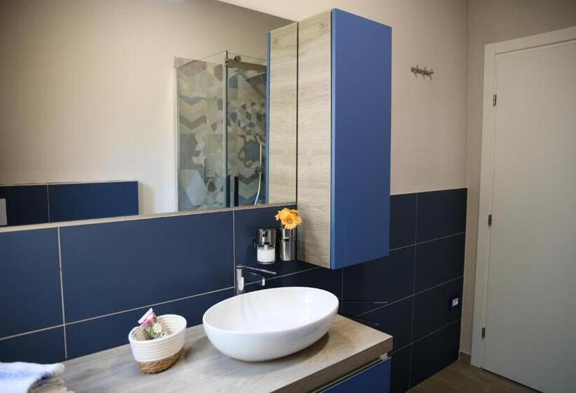 Standard room with outdoor bath, B&b Zvana S   Da Giovanna