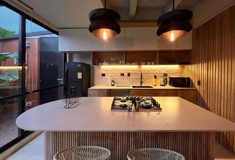 آپارتمان سوپریور 1 خوابه, Horajasca By Wynwood House