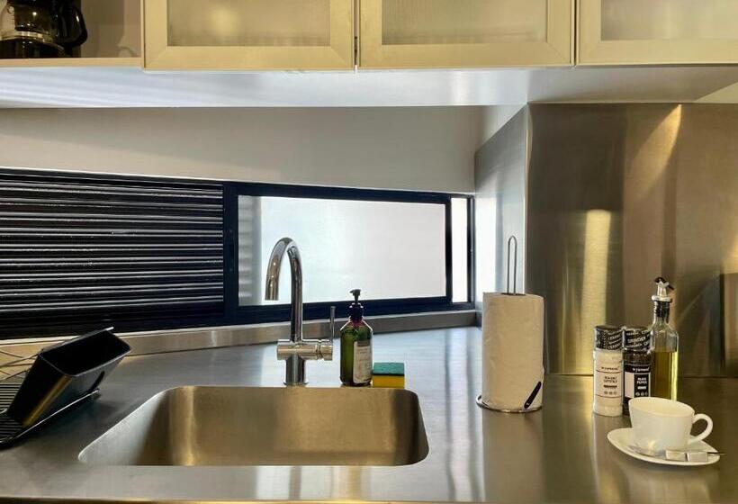 آپارتمان 1 خوابه, Horajasca By Wynwood House
