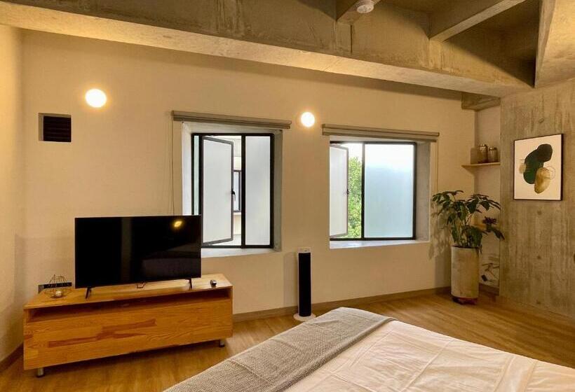آپارتمان 1 خوابه, Horajasca By Wynwood House