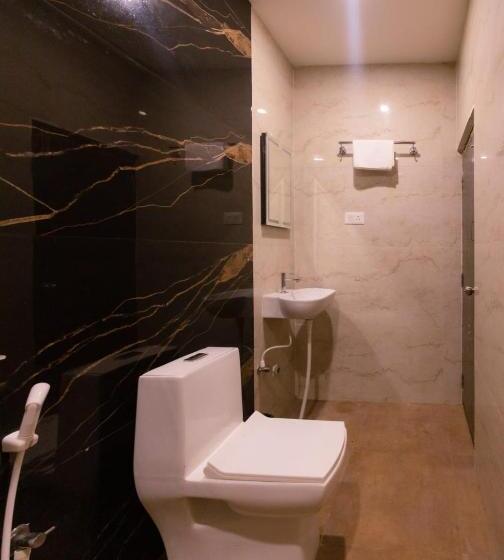 اتاق خانوادگی با چشم‌انداز کوه, Beestay Hotels Elite Park Tirupati