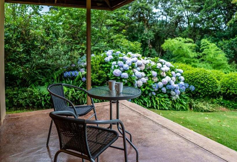 اتاق استاندارد با چشم‌انداز باغ, Kuhestan Farm Cottages