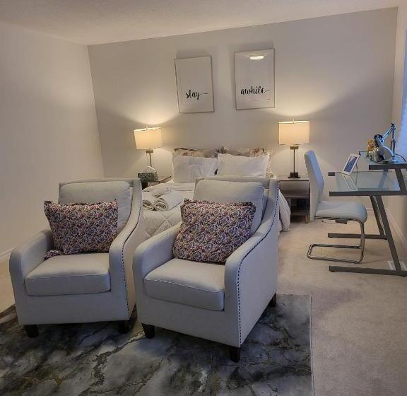 اتاق لوکس, New Luxury Home