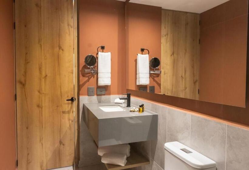 استودیوی لوکس, Faranda Collection Medellin