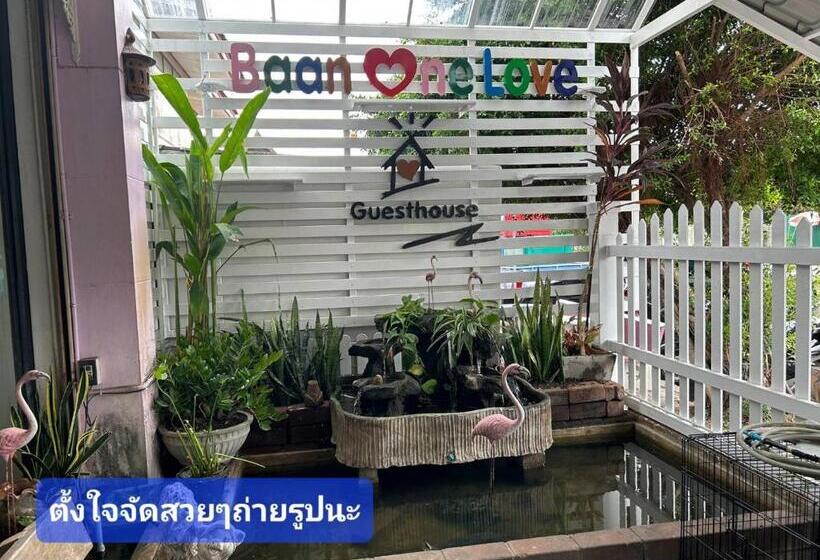 اتاق لوکس با بالکن, Home One Love Ayutthaya Main Zone By Baan One Love Group