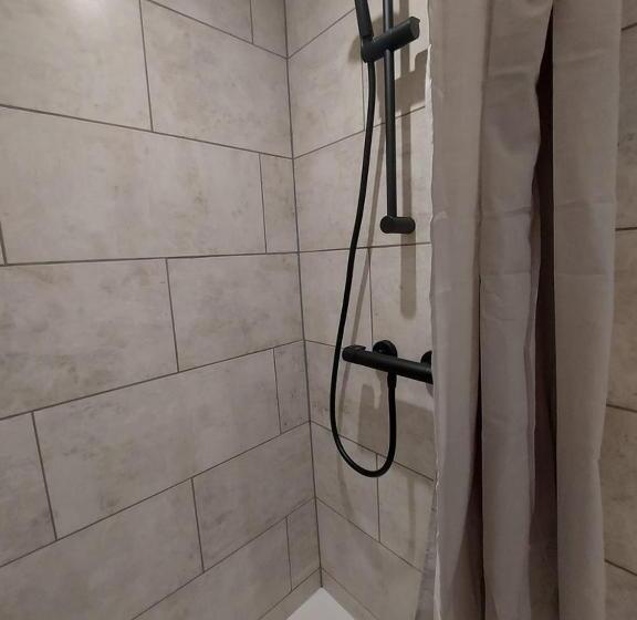 سوییت با چشم‌انداز دریا, Inn By The Sea, Portsmouth   En Suite Rooms With Or Without Sea View