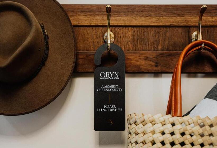 اتاق سوپریور با تخت بزرگ, Oryx Boutique