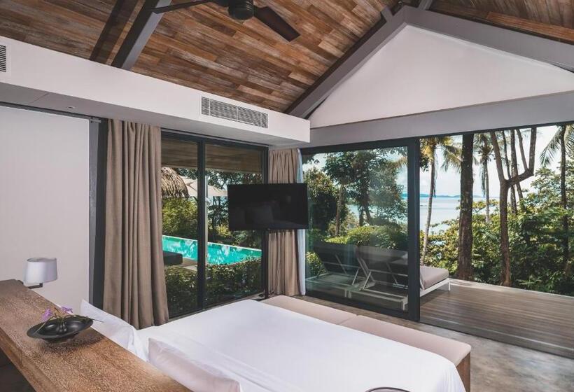 ویلای 4 خوابه, Villa Escape Burasari