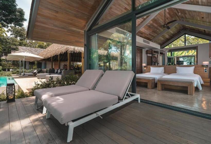 ویلای 4 خوابه, Villa Escape Burasari