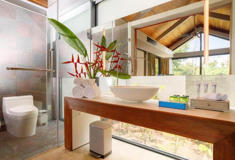 ویلای 4 خوابه, Villa Escape Burasari