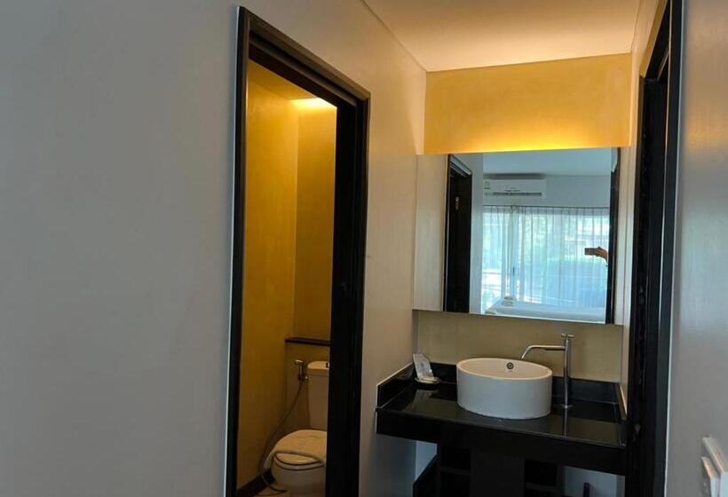اتاق لوکس با تخت بزرگ, โรงแรม ดิ โอวาเล่ย์ [the O Valley Boutique Hotel]