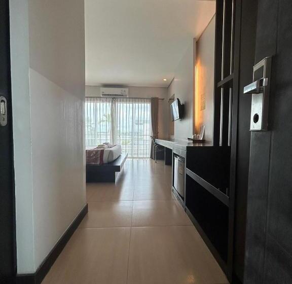 اتاق سوپریور با تخت بزرگ, โรงแรม ดิ โอวาเล่ย์ [the O Valley Boutique Hotel]