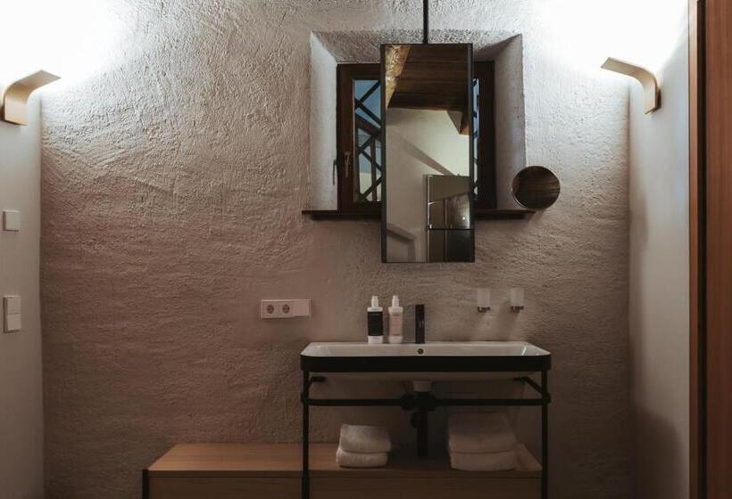 اتاق استاندارد با وان آب گرم, Arthotel Lasserhaus