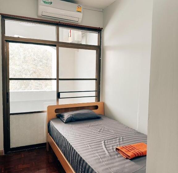 اتاق استاندارد یک نفره, Best Hostel Bangkok Bhb