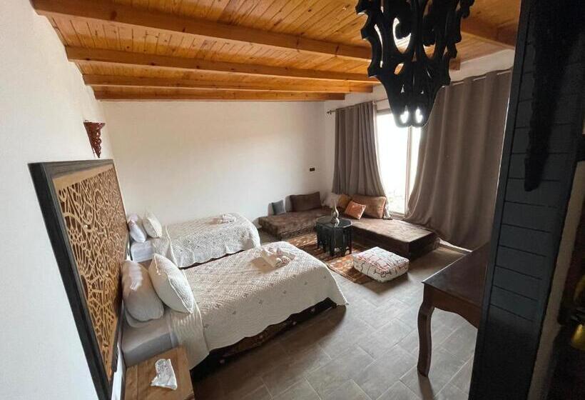 اتاق استاندارد با چشم‌انداز دریا, La Merveiille Guest House