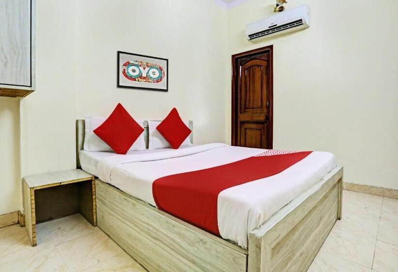 اتاق کلاسیک سه تخته, Oyo Flagship 81335 Hotel Khusi Inn