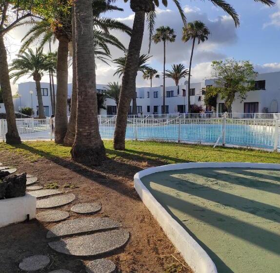 اتاق استاندارد, Alojamientos Playa Centro Corralejo 20=44a00