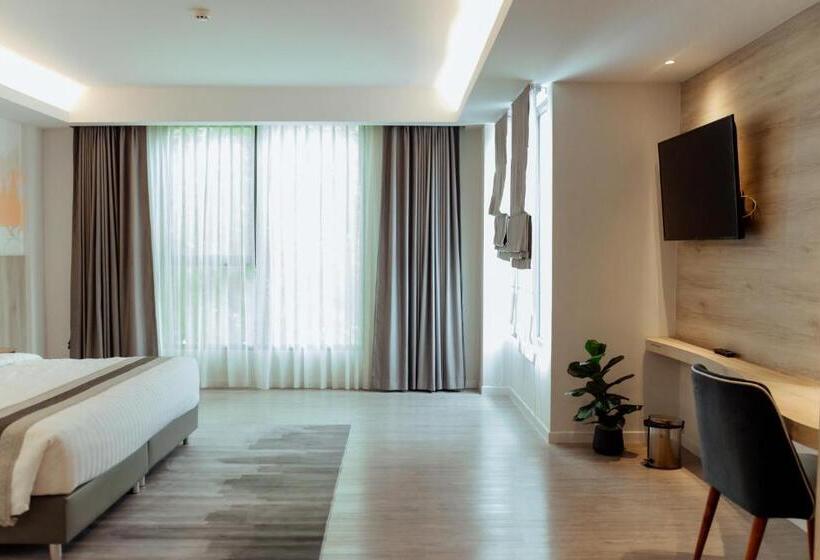 اتاق لوکس, Rus Hotel&convention Ayutthaya