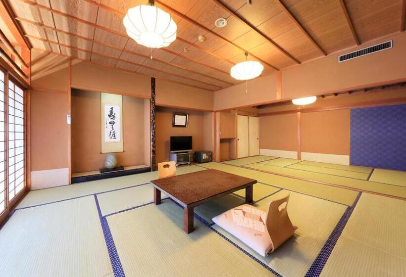 اتاق خانوادگی, 秘境のおやど 龍峡亭　hikyounooyado Ryukyoutei