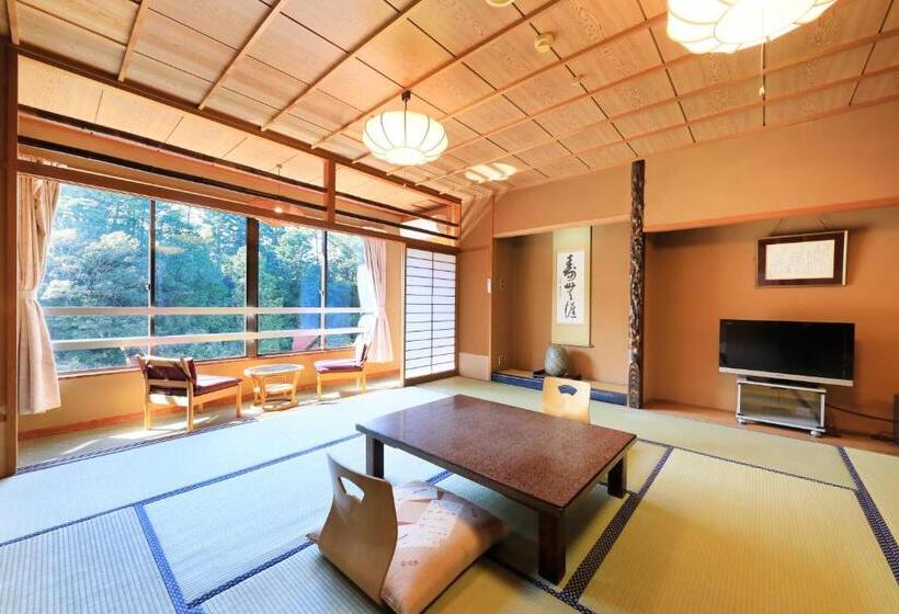 اتاق خانوادگی, 秘境のおやど 龍峡亭　hikyounooyado Ryukyoutei