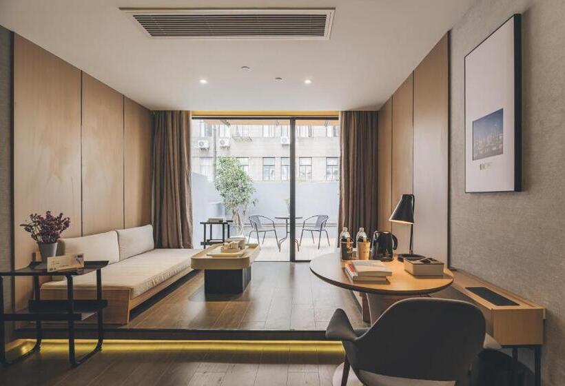 اتاق استاندارد با تخت بزرگ, Atour Hotel East Nanjing Road Near The Bund