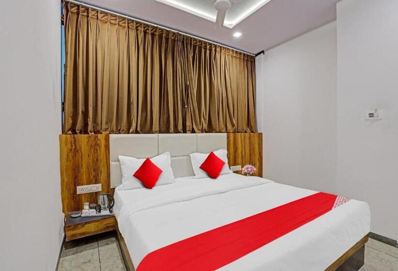اتاق کلاسیک سه تخته, Collection O Hotel Dumas Rooms & Restaurant