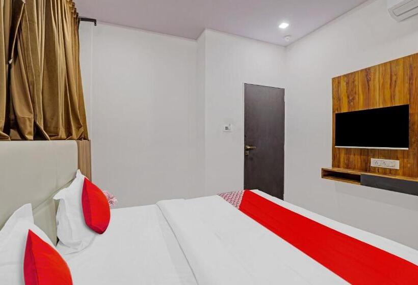 اتاق کلاسیک سه تخته, Collection O Hotel Dumas Rooms & Restaurant