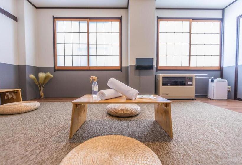 اتاق خانوادگی, 肆野 サンモリッツ一番館