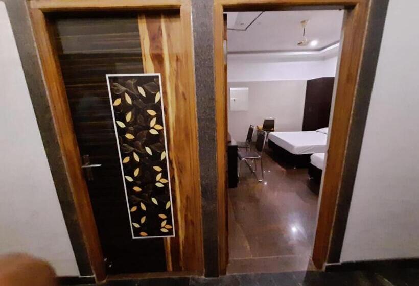 اتاق لوکس, Kjrresidency& Rooms