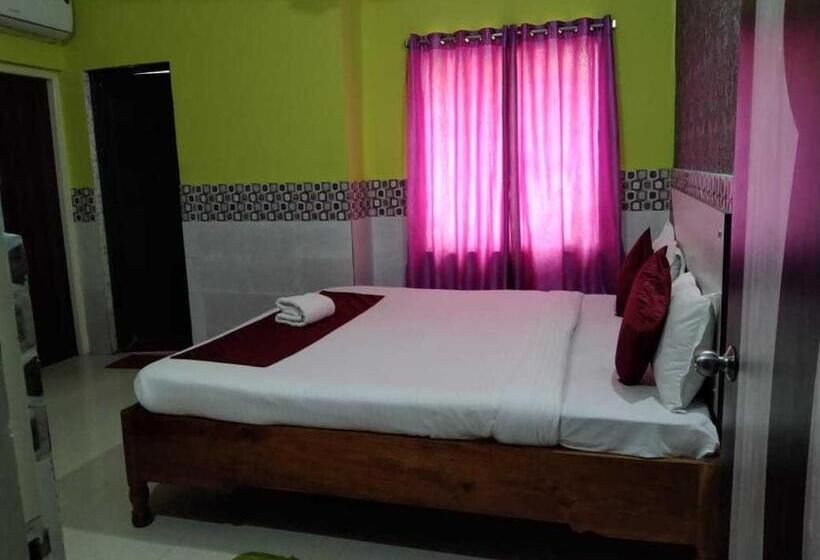اتاق کلاسیک سه تخته, Oyo Flagship 81090 Pragati Beach Resort