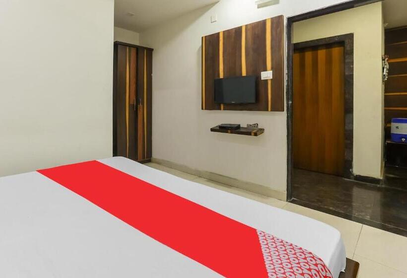 اتاق کلاسیک سه تخته, Oyo Flagship 81135 Sri Mahadeva Grand Ac Residency