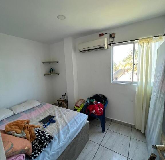 اتاق استاندارد با سرویس بهداشتی مشترک, Punta Antioquia
