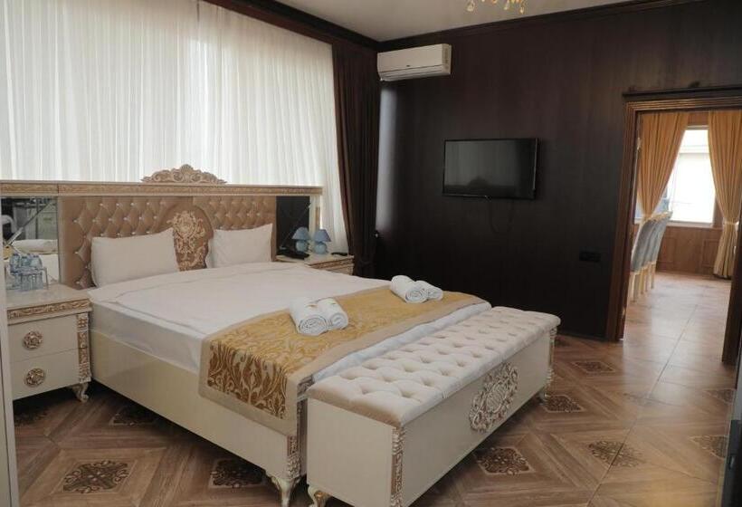 1 Bedroom Penthouse Apartment, Shahdag Quba & Truskavets
