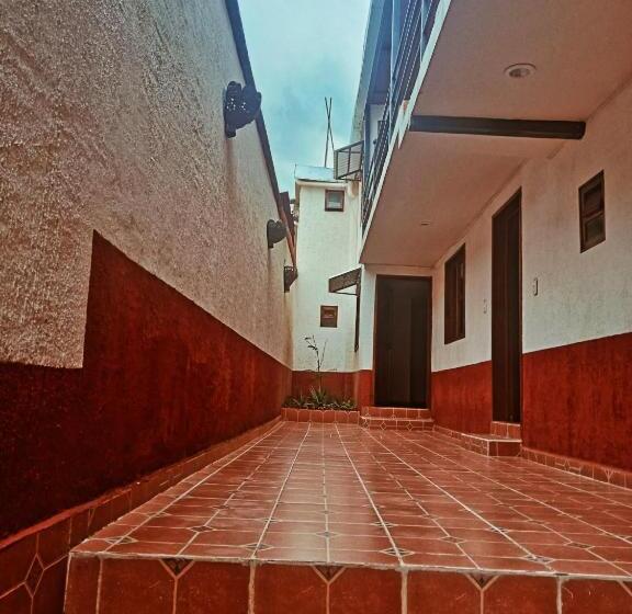 اتاق استاندارد یک نفره, Sol Y Luna