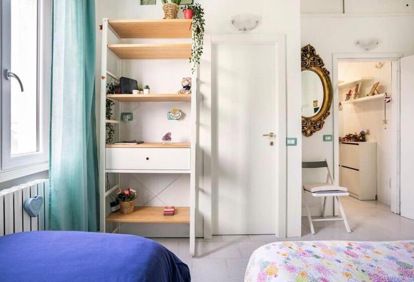 اتاق استاندارد با سرویس بهداشتی مشترک, Casa Zuccherino