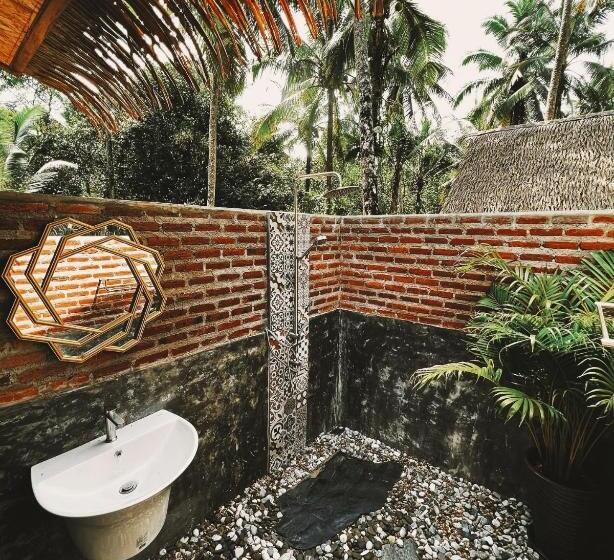 بنگله خانوادگی, Coco Camping Koh Kood